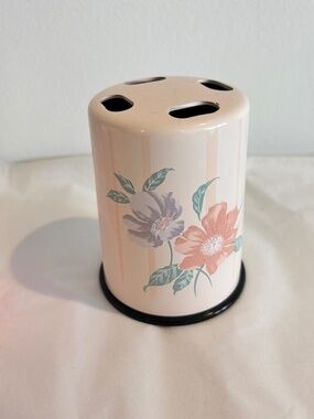 Vintage McGregor 1960's floral pastel pink toothbrush holder made in Japan